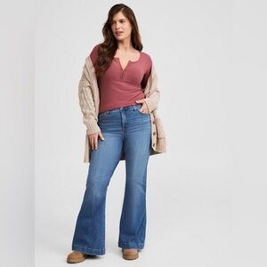 Torrid Super Soft Rib Scoop Neck Hook and Eye Long Sleeve Top - Size 3